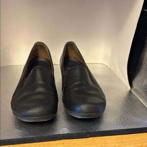 Dansko Black Leather Flats Versatile Slip-On Loafers
